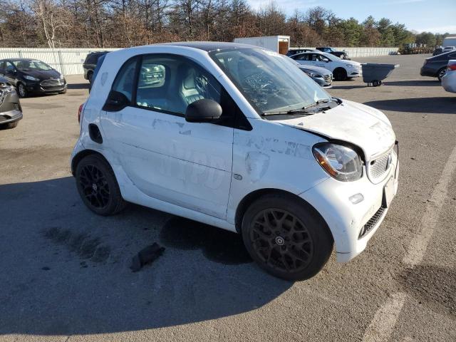 VIN WMEFJ5DA2HK218742 2017 SMART FORTWO no.4