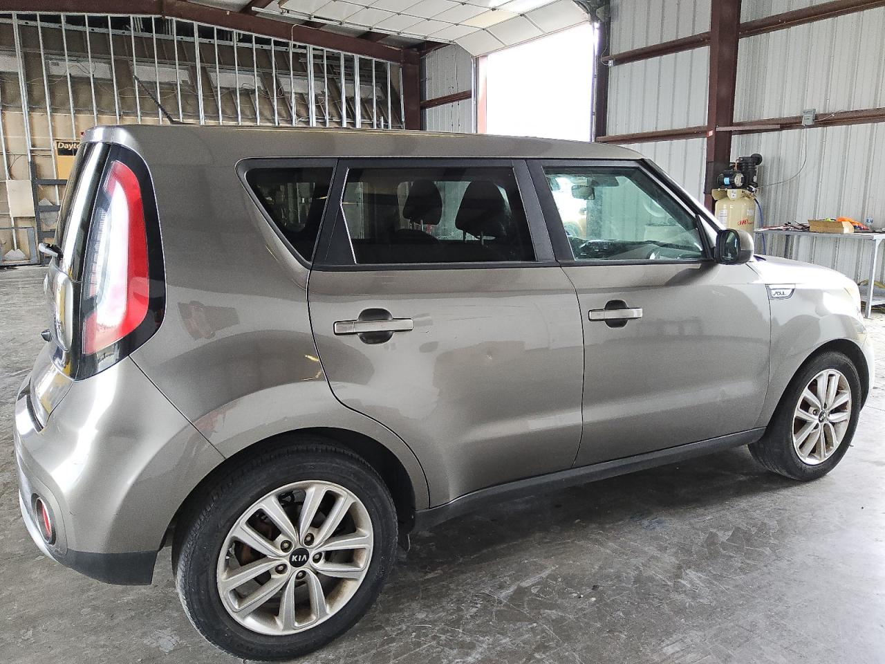 Lot #3028394795 2018 KIA SOUL +