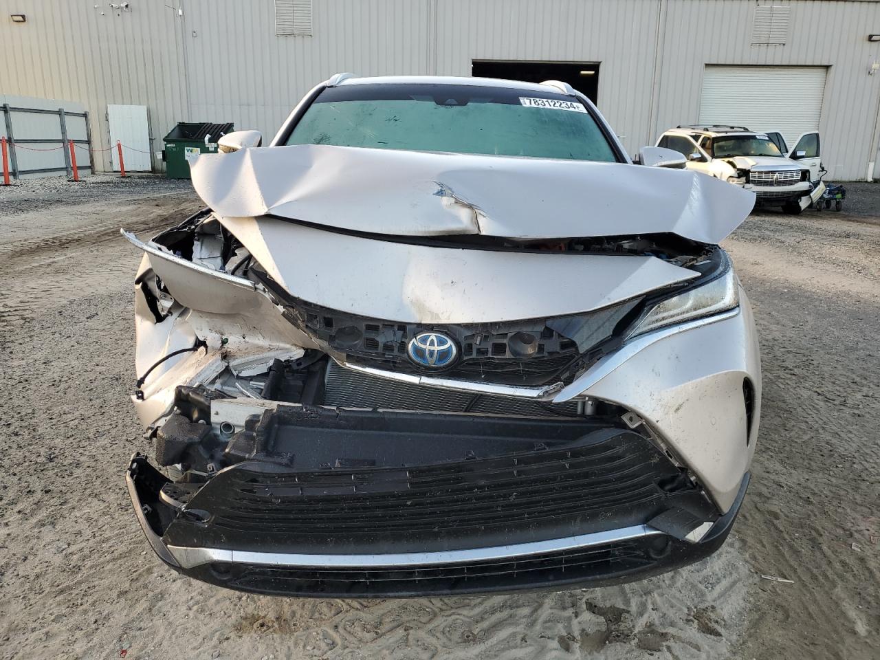 Lot #2989267685 2022 TOYOTA VENZA LE