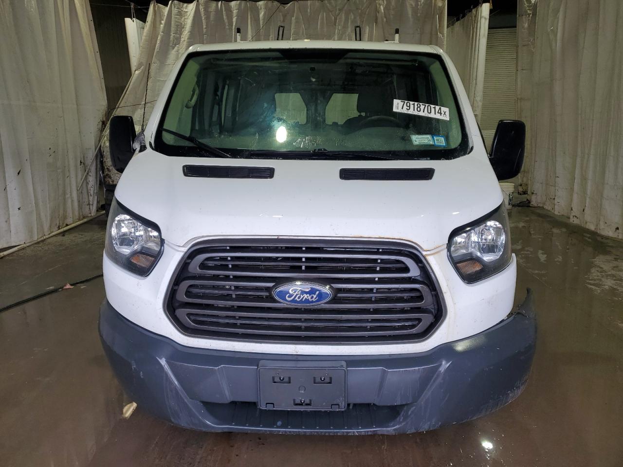 Lot #2976341023 2015 FORD TRANSIT T-