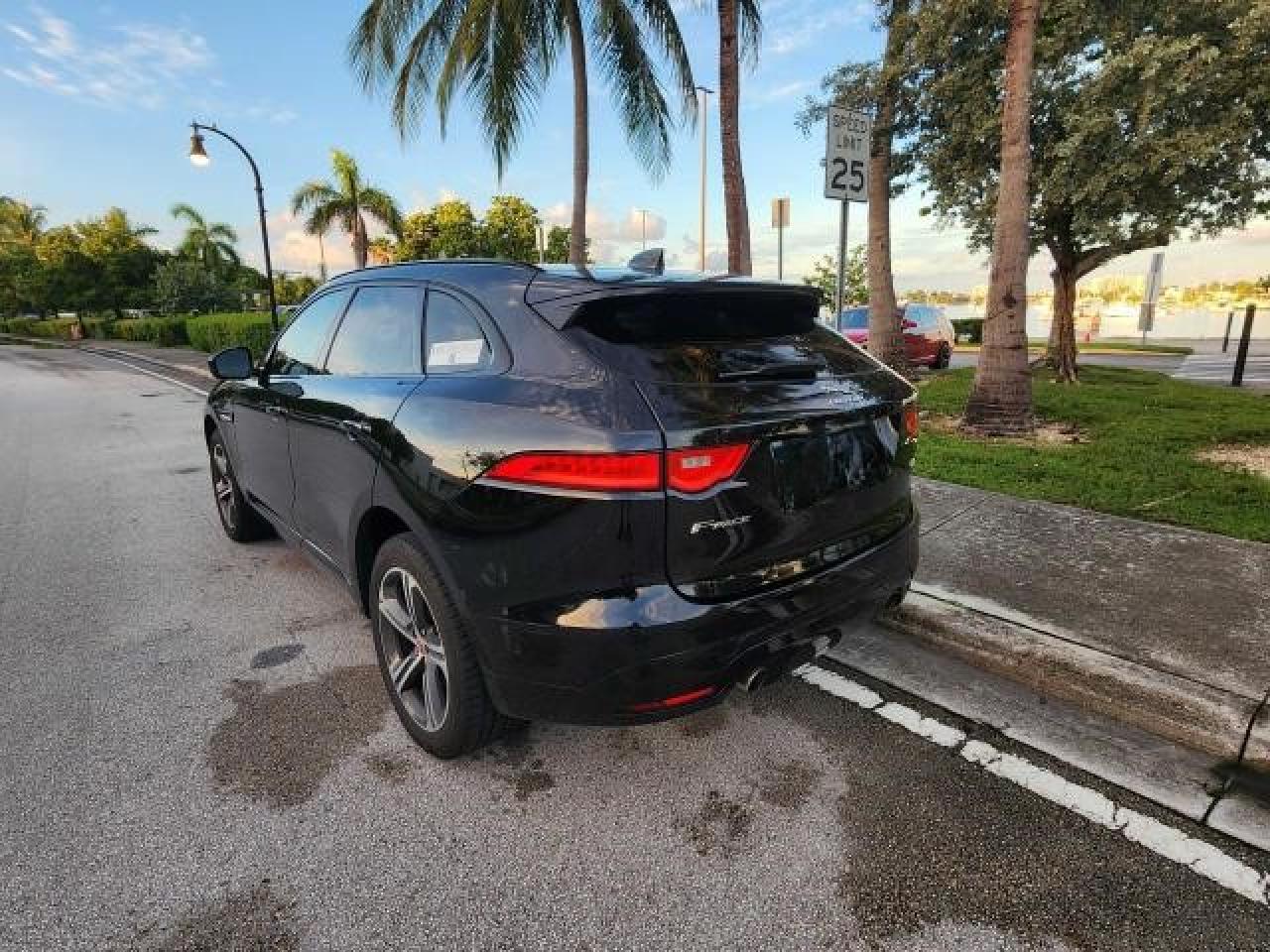 Lot #2957140440 2018 JAGUAR F-PACE S