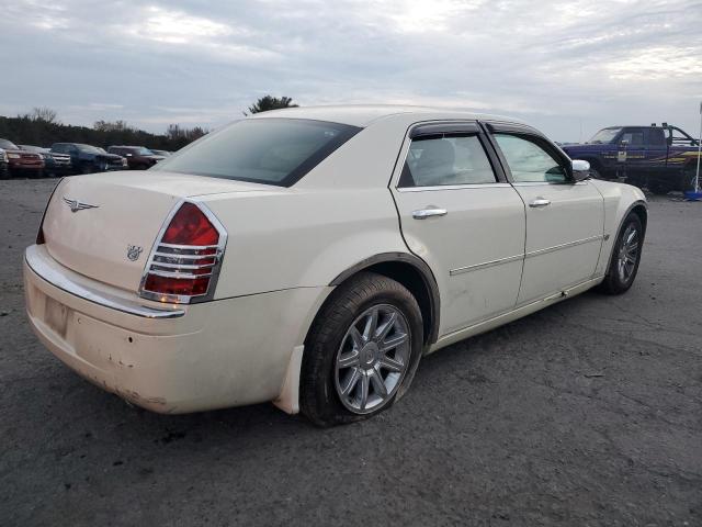 CHRYSLER 300C 2005 white  gas 2C3AA63HX5H502205 photo #4