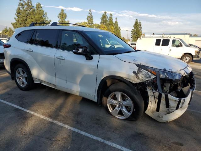 VIN 5TDZZRAH9NS111138 2022 TOYOTA HIGHLANDER no.4