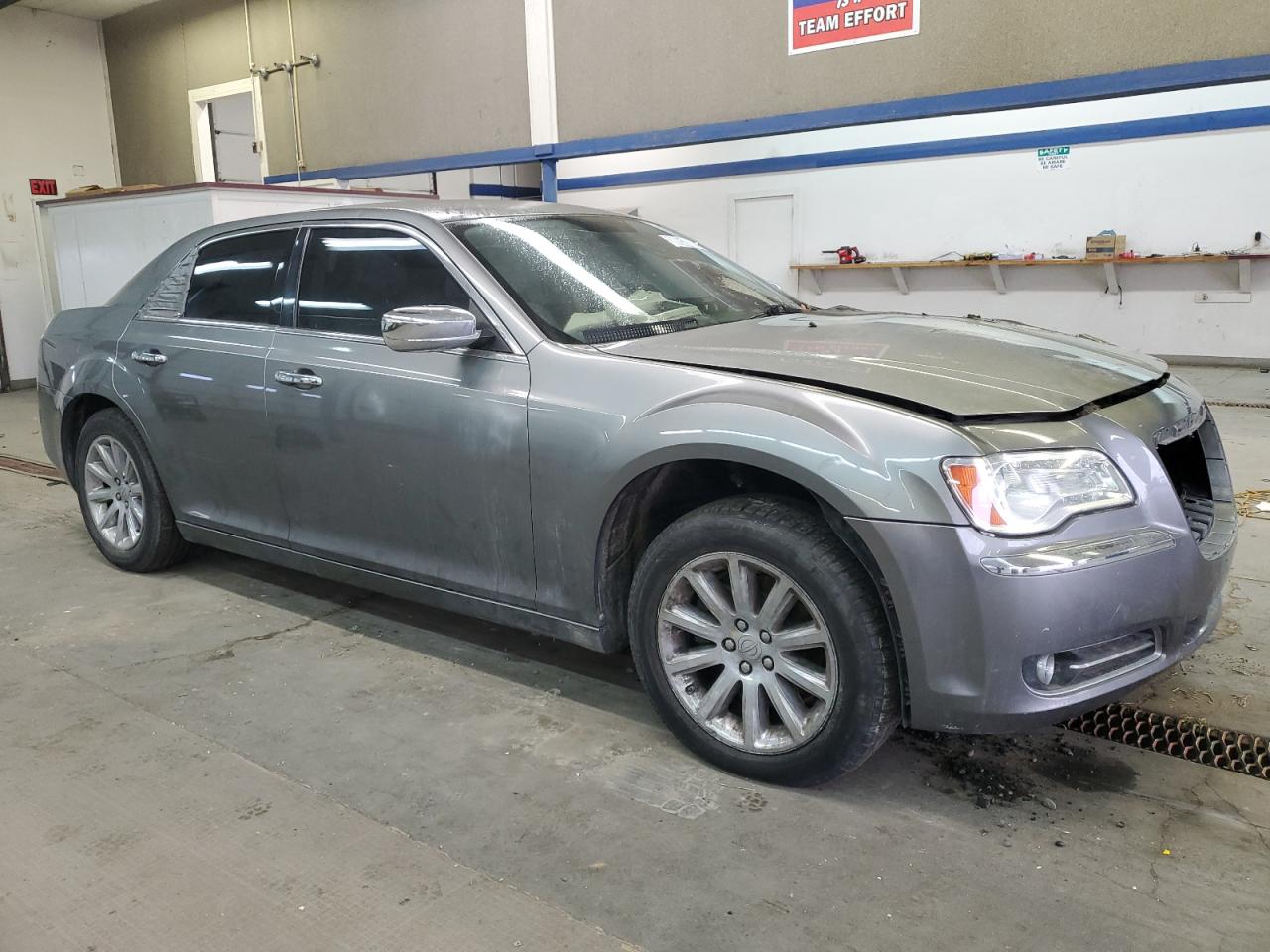 Lot #3018952070 2011 CHRYSLER 300 LIMITE