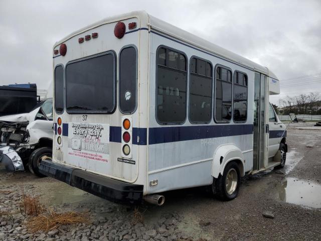 FORD ECONOLINE 2002 white cutaway gas 1FDWE35L82HB70798 photo #4