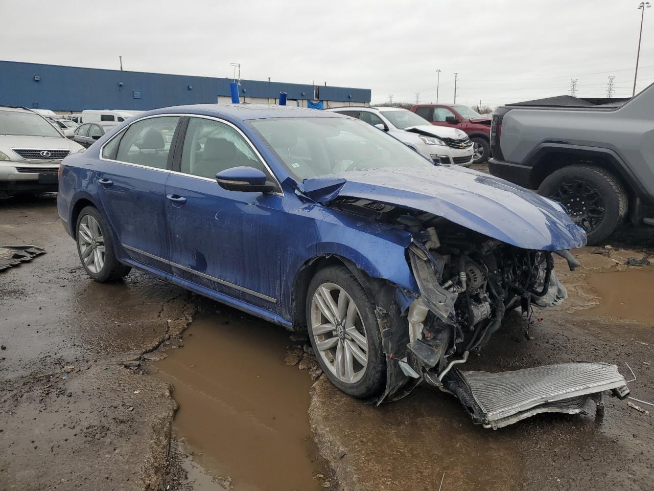 Lot #3025982947 2016 VOLKSWAGEN PASSAT SEL