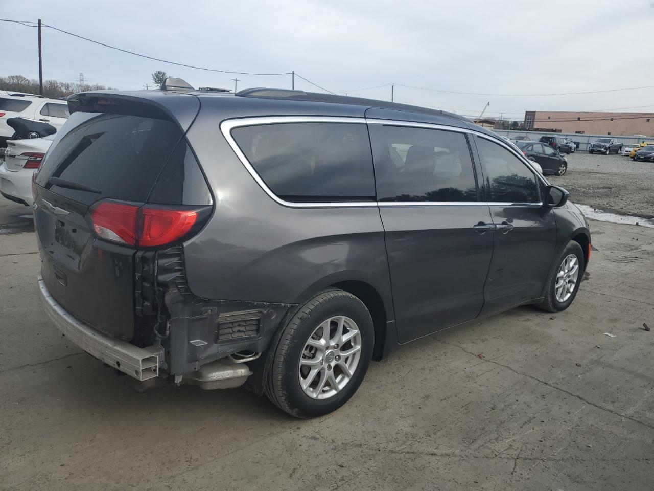 Lot #2979202998 2020 CHRYSLER VOYAGER LX