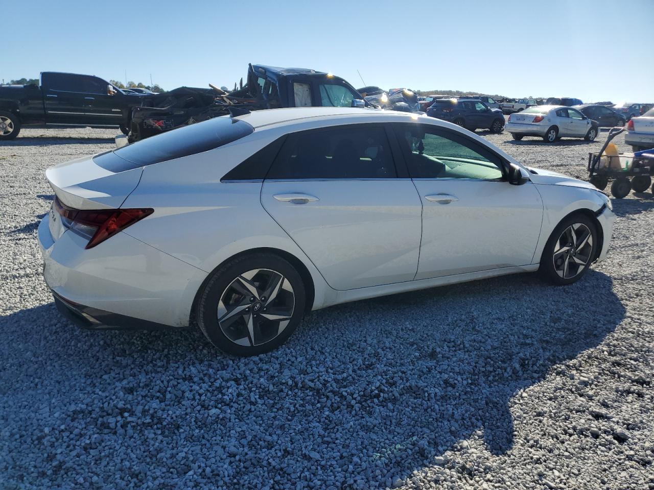 Lot #3009214240 2022 HYUNDAI ELANTRA SE