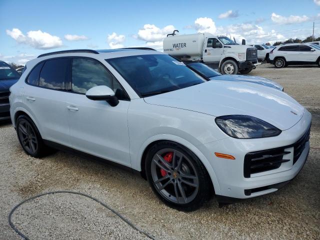 VIN WP1AL2AY2RDA32576 2024 PORSCHE CAYENNE no.4