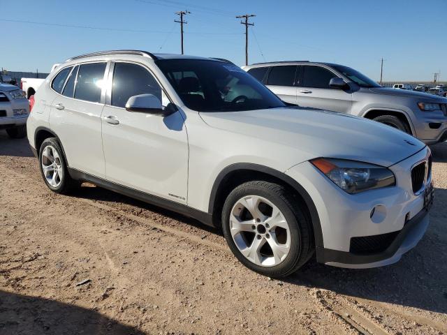 VIN WBAVM1C52FV498542 2015 BMW X1 no.4