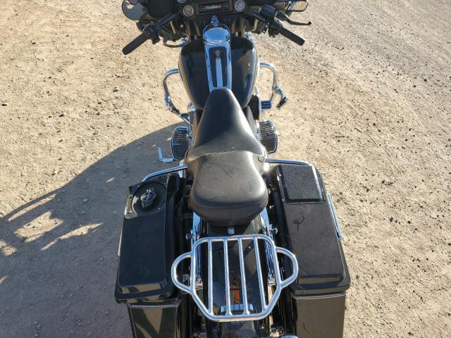 2011 HARLEY-DAVIDSON FLHTK - 1HD1KEM11BB674906