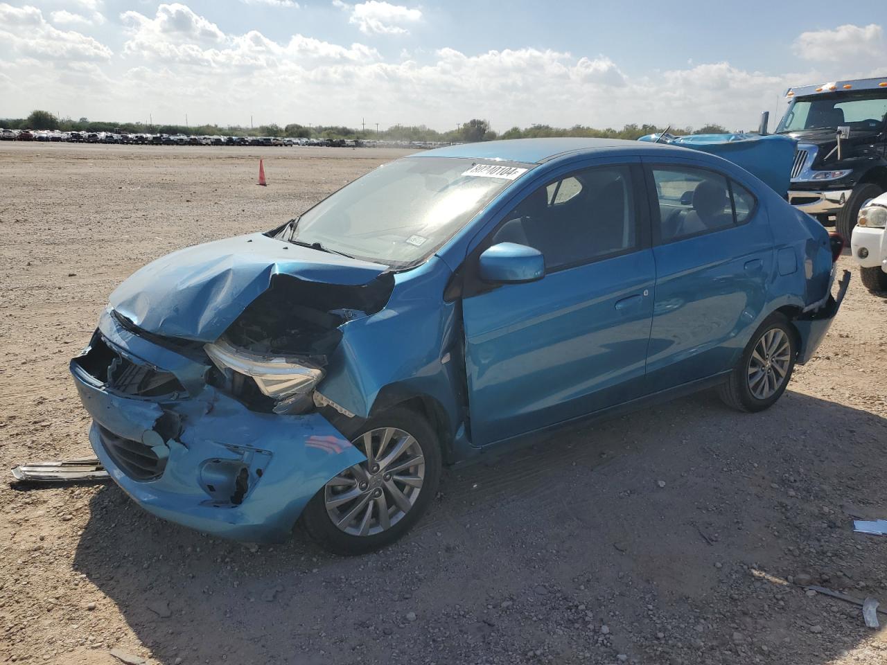  Salvage Mitsubishi Mirage