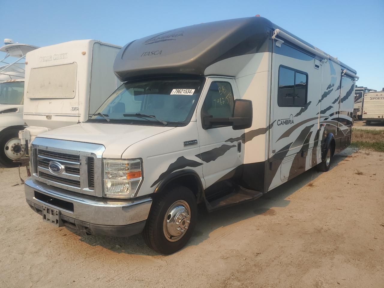 Lot #3045796629 2011 WINNEBAGO MOTORHOME