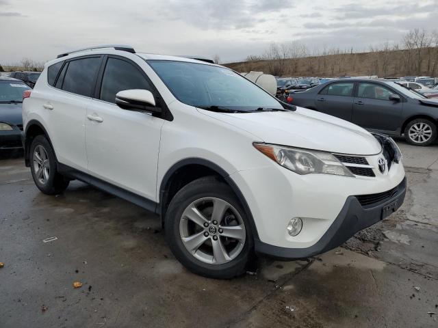 2015 TOYOTA RAV4 XLE - JTMWFREV8FD045867