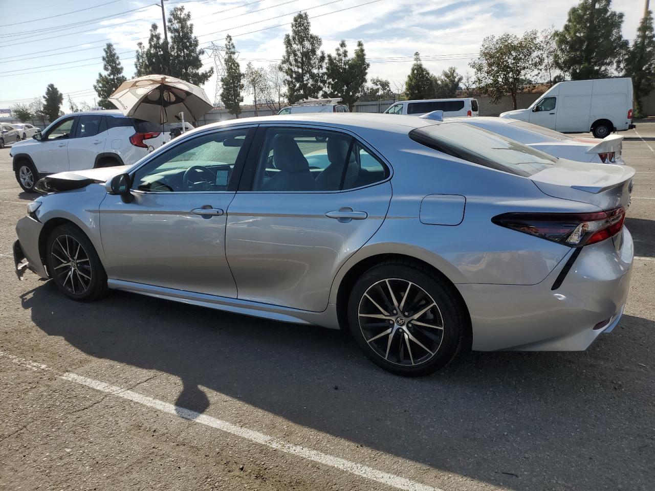 Lot #3037419744 2022 TOYOTA CAMRY SE