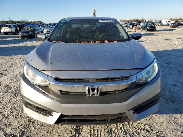 VIN 19XFC2F58JE030002 2018 HONDA CIVIC no.5