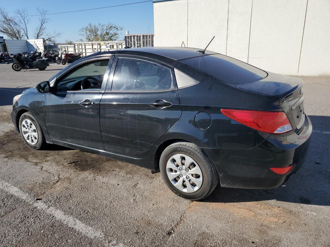 Lot #2996581545 2017 HYUNDAI ACCENT SE