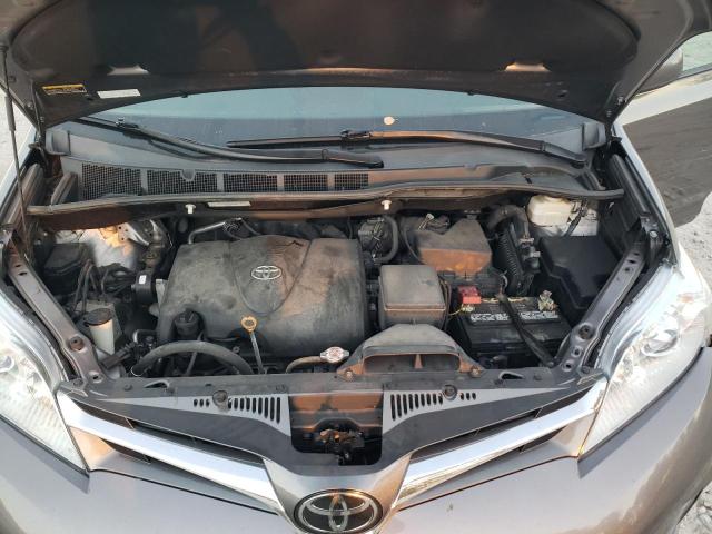 2019 TOYOTA SIENNA XLE - 5TDDZ3DC3KS226000