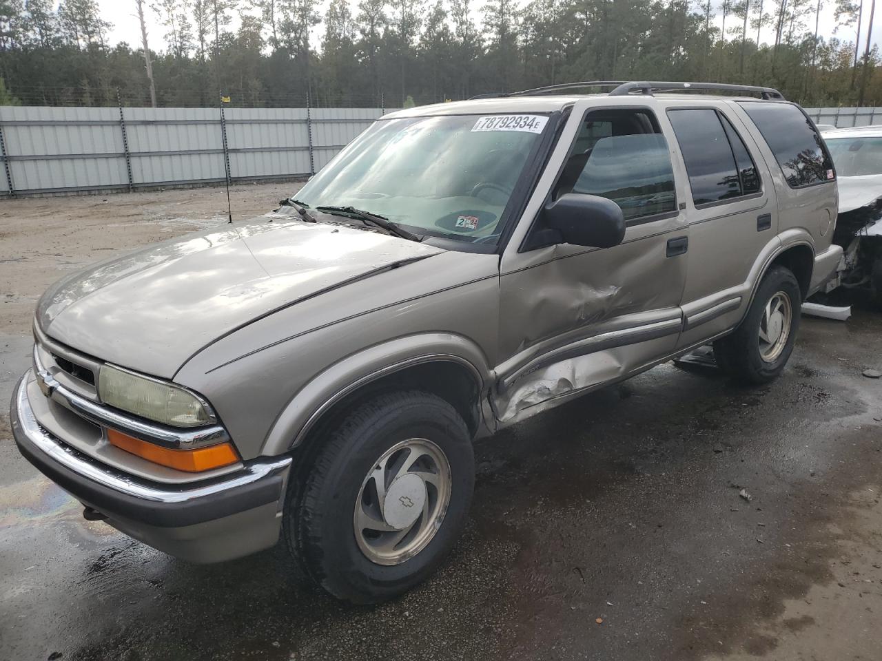 Lot #3009021550 2001 CHEVROLET BLAZER