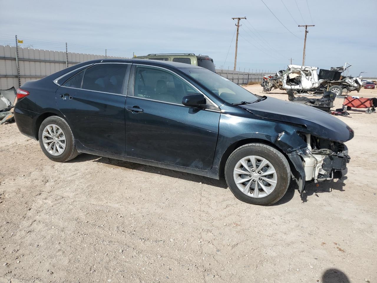 Lot #3021131224 2015 TOYOTA CAMRY LE