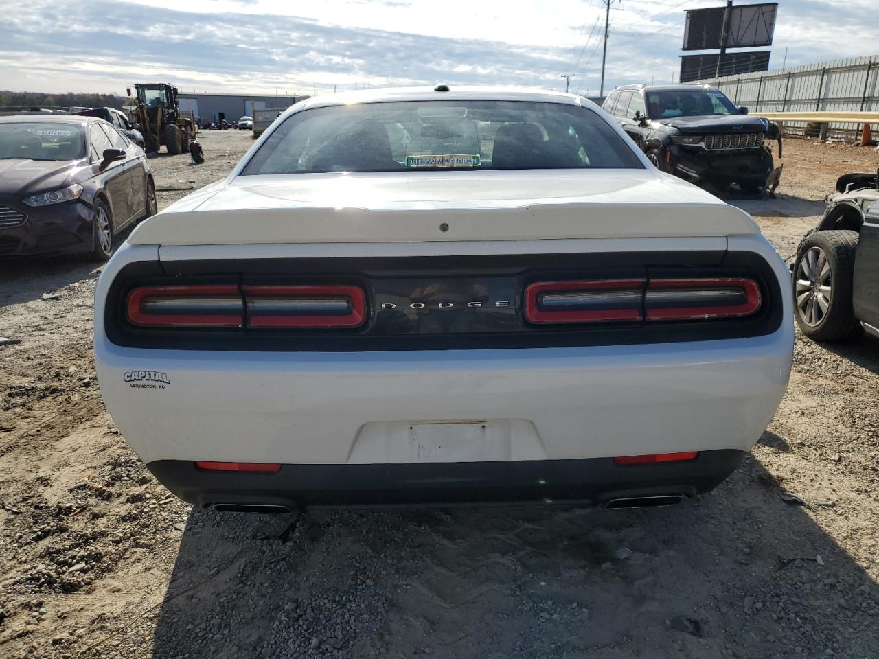 Lot #3027066840 2018 DODGE CHALLENGER