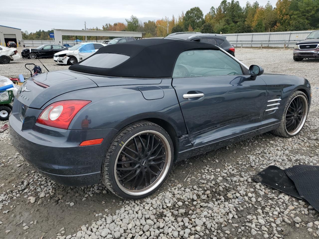 Lot #3028493922 2006 CHRYSLER CROSSFIRE