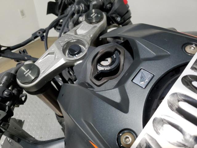 2022 HONDA CBR650 RA MLHRH0158N5300130