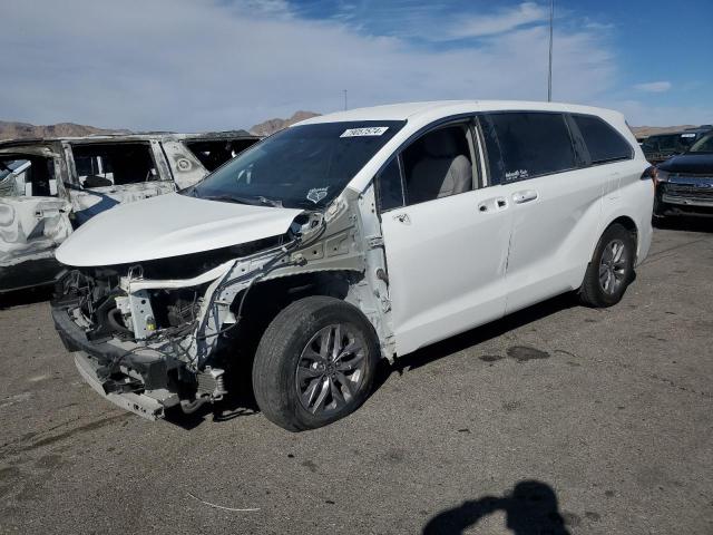 2022 TOYOTA SIENNA LE - 5TDKRKEC5NS108065