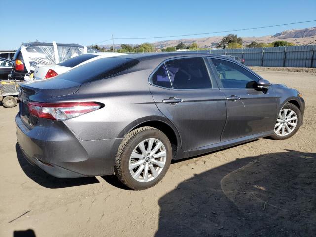 VIN 4T1B11HK4JU557436 2018 Toyota Camry, L no.3