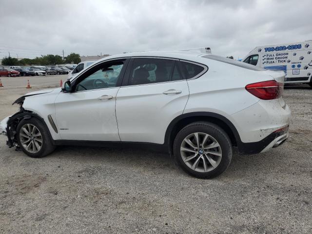 VIN 5UXKU0C5XJ0G80559 2018 BMW X6 no.2