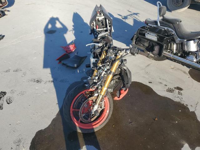 2021 APRILIA TUONO V4 F ZD4KZUB00MS000145