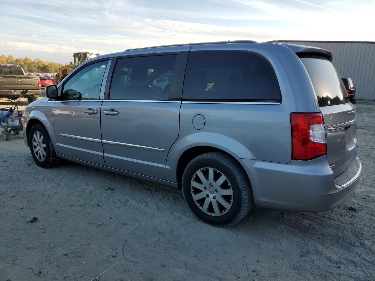 Lot #3033100992 2014 CHRYSLER TOWN & COU