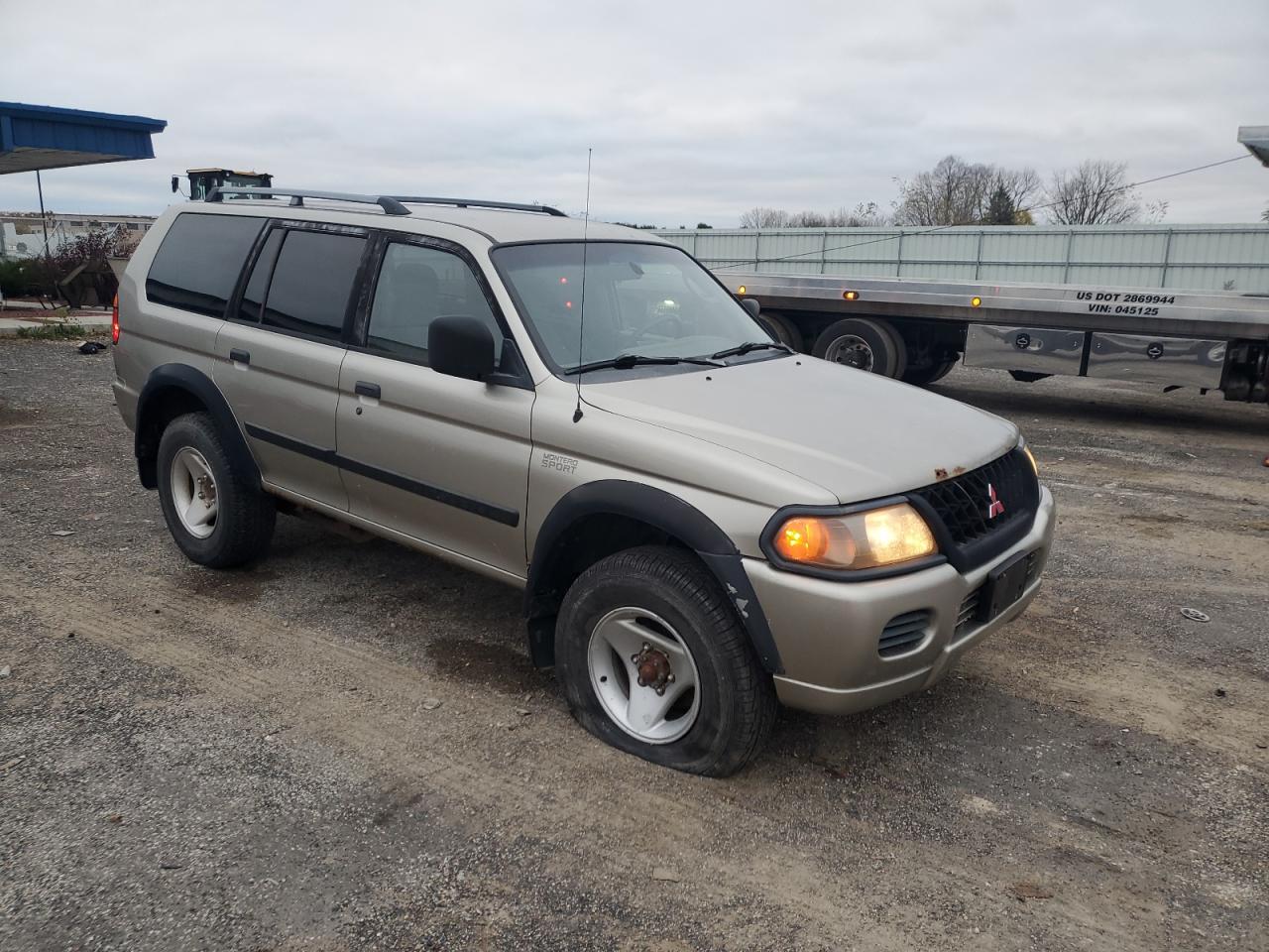 Lot #2960216095 2001 MITSUBISHI MONTERO SP