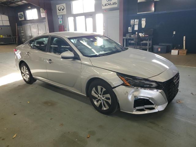 VIN 1N4BL4BV2PN313344 2023 Nissan Altima, S no.4