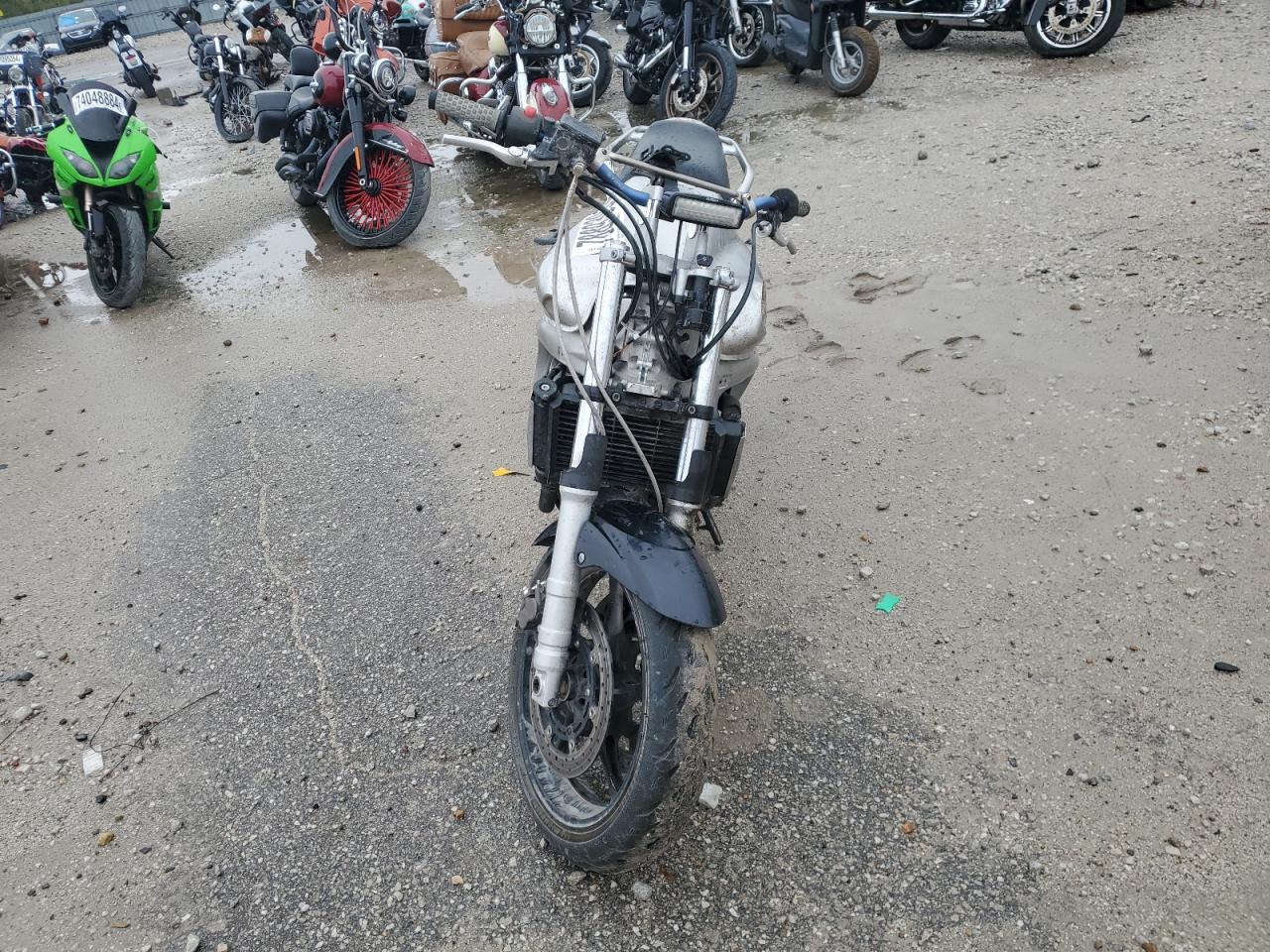 Lot #2996372387 2004 YAMAHA FZ6 S