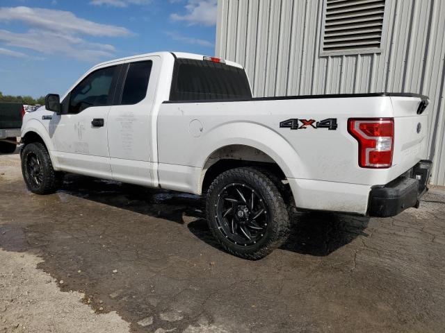 VIN 1FTFX1E5XJKE45335 2018 Ford F-150, Super Cab no.2