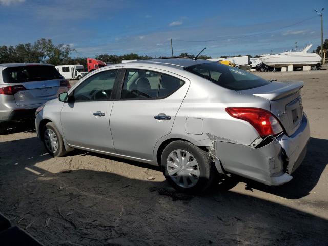 VIN 3N1CN7AP2JL883660 2018 NISSAN VERSA no.2