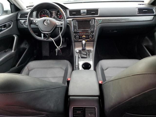 2018 VOLKSWAGEN PASSAT SE - 1VWBA7A33JC015595