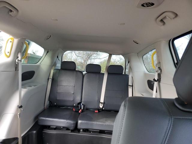 2022 CHRYSLER VOYAGER LX 2C4RC1CG4NR103755