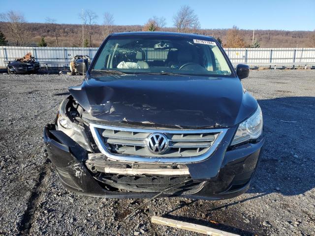 VIN 2C4RVABG8DR725561 2013 VOLKSWAGEN ROUTAN no.5