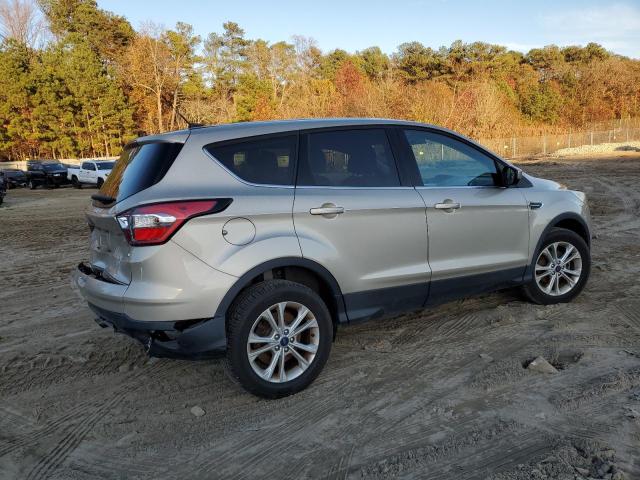 Vin: 1fmcu0gd8hud73233, lot: 80984074, ford escape se 20173