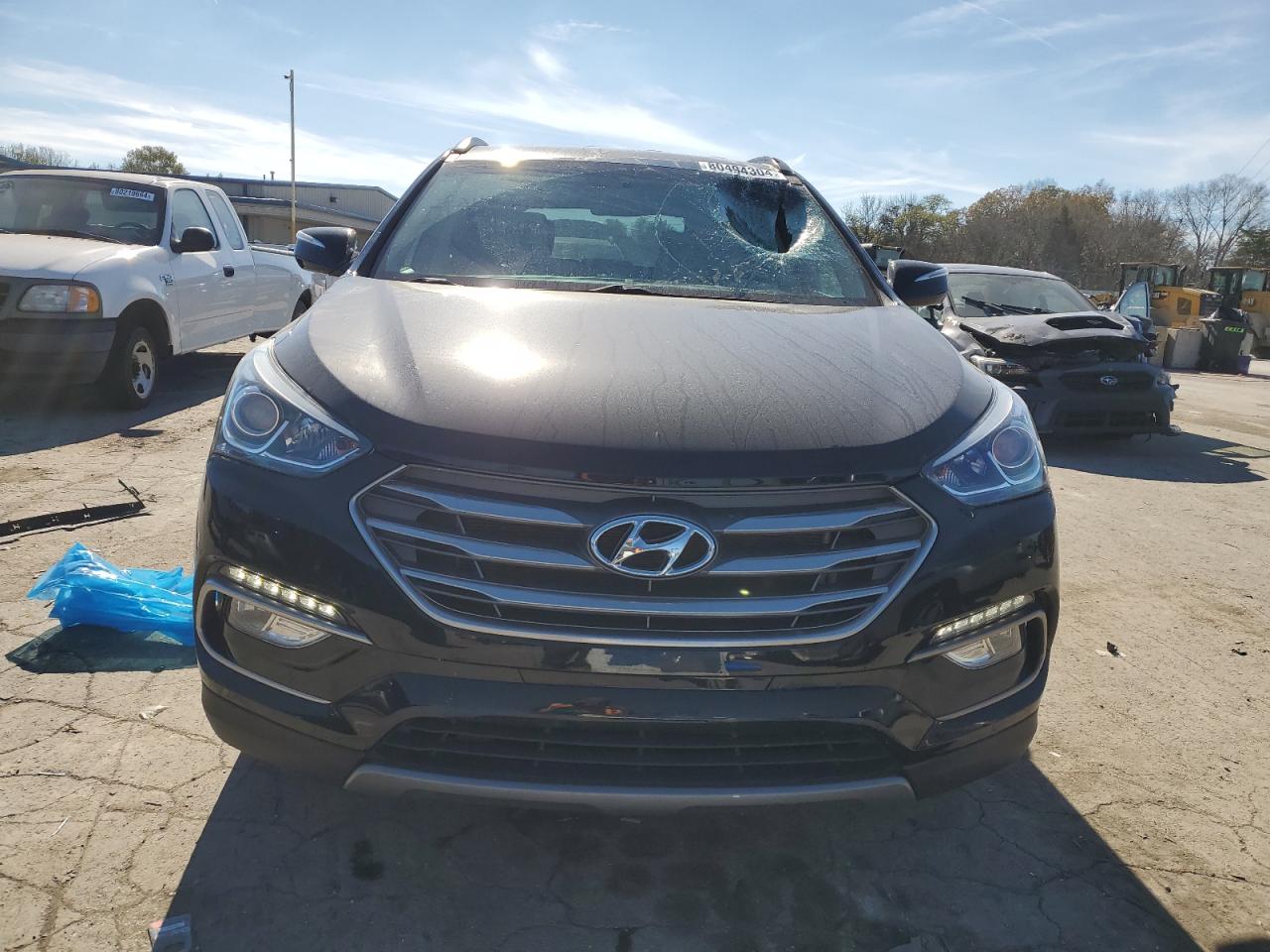 Lot #2986948904 2017 HYUNDAI SANTA FE S