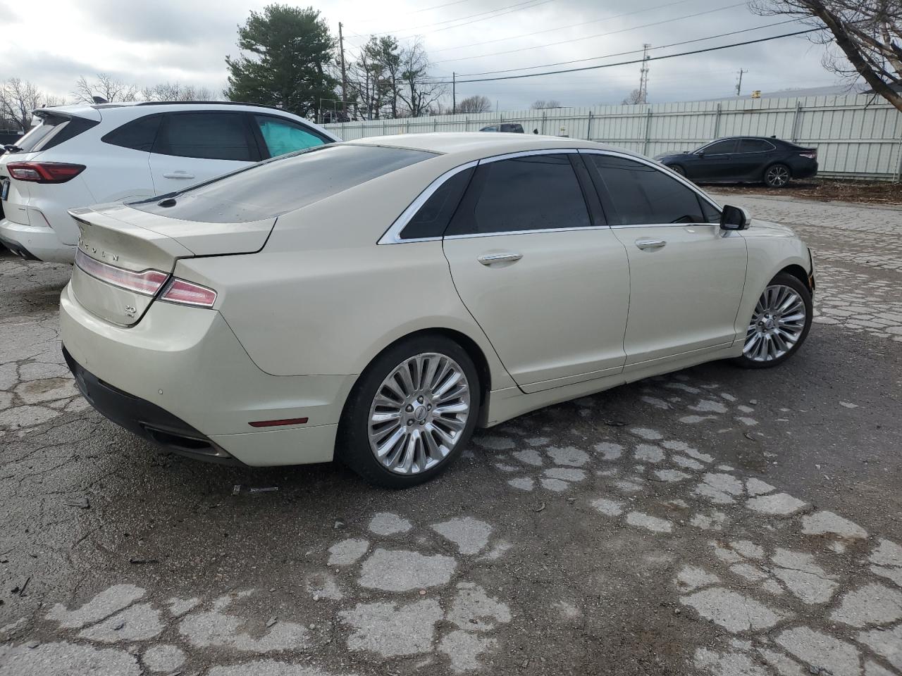 Lot #3024239818 2015 LINCOLN MKZ