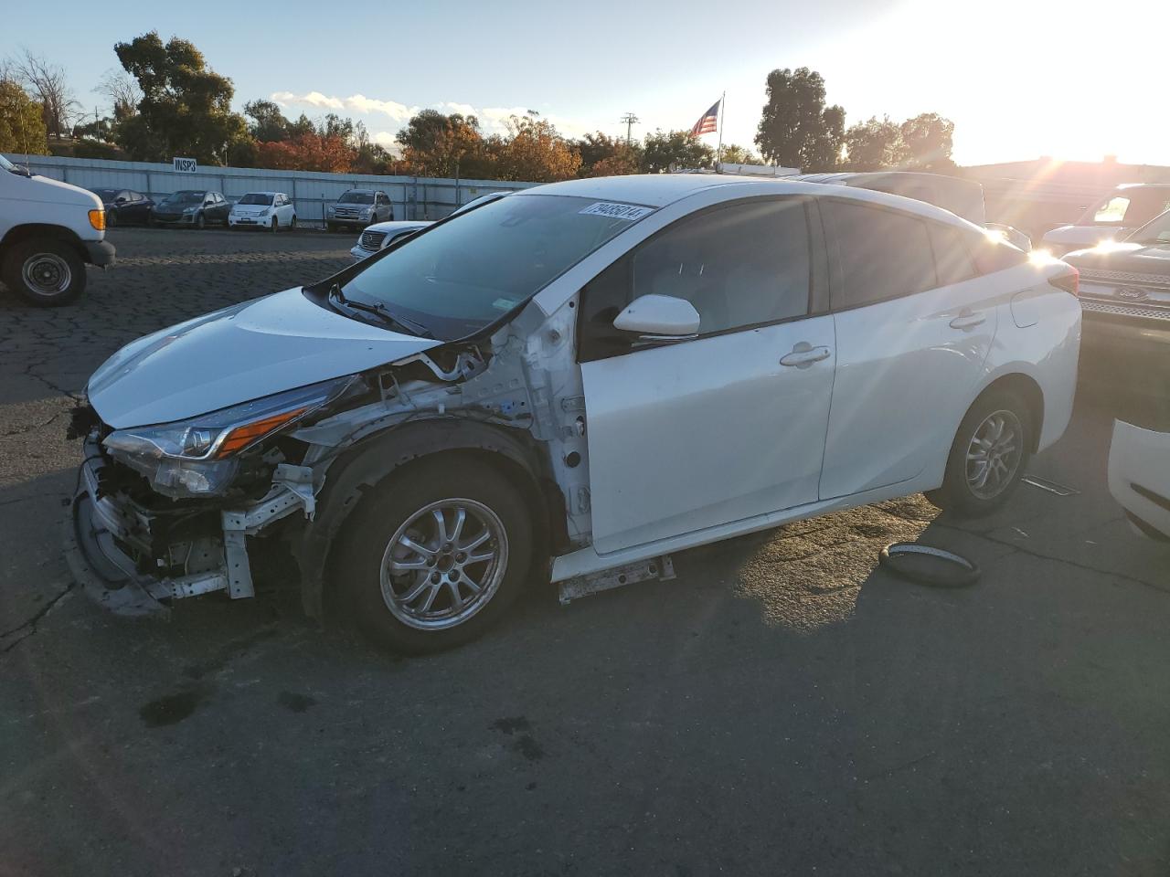  Salvage Toyota Prius