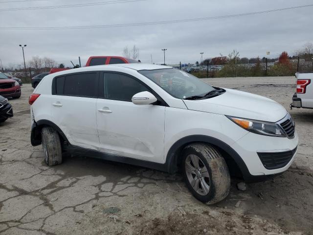 Vin: kndpb3a24d7533816, lot: 82132754, kia sportage base 20134