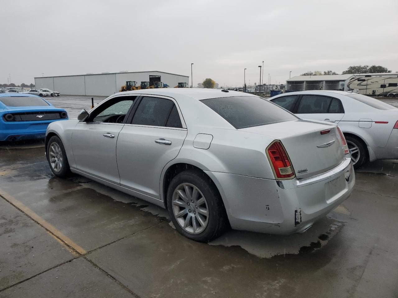 Lot #2982169084 2012 CHRYSLER 300 LIMITE