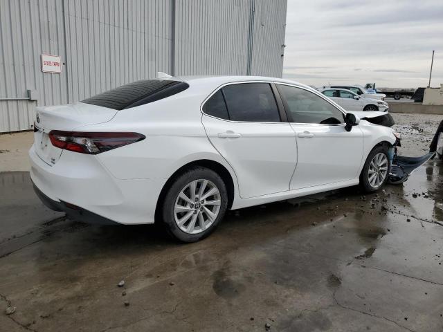 2022 TOYOTA CAMRY LE - 4T1C11BK3NU062695