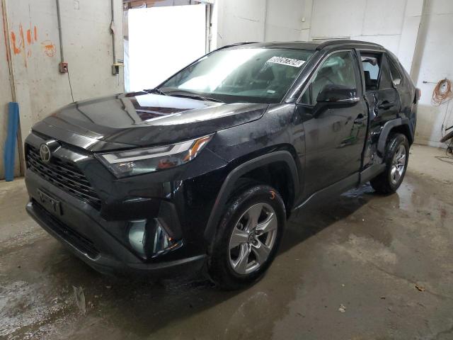 VIN 2T3P1RFV0PW390932 2023 Toyota RAV4, Xle no.1