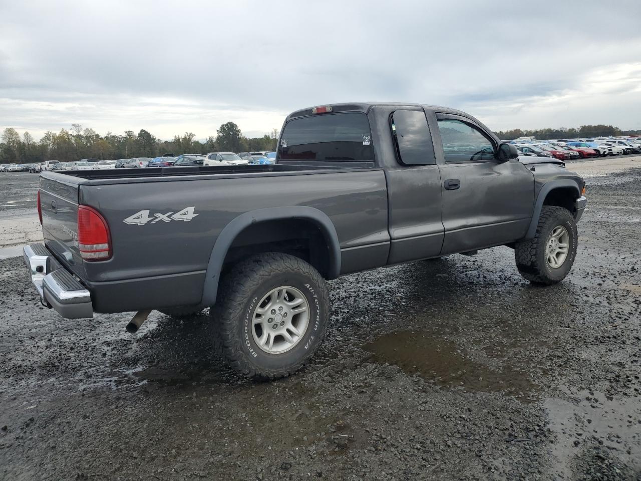 Lot #2962625806 2004 DODGE DAKOTA SLT