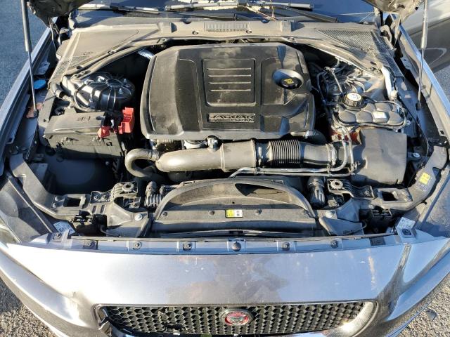 2018 JAGUAR XE PREMIUM SAJAD4FX1JCP35172